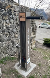 BORNE RECHARGE